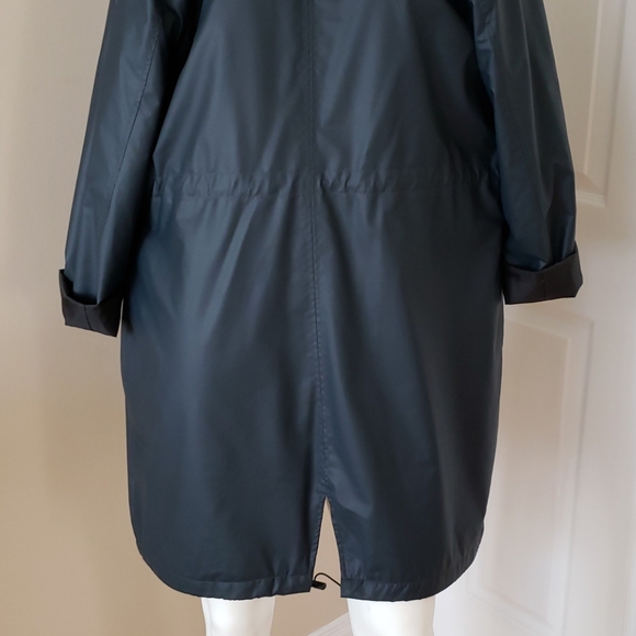 Chillax soft chell off season light coat - Picture 3 of 8